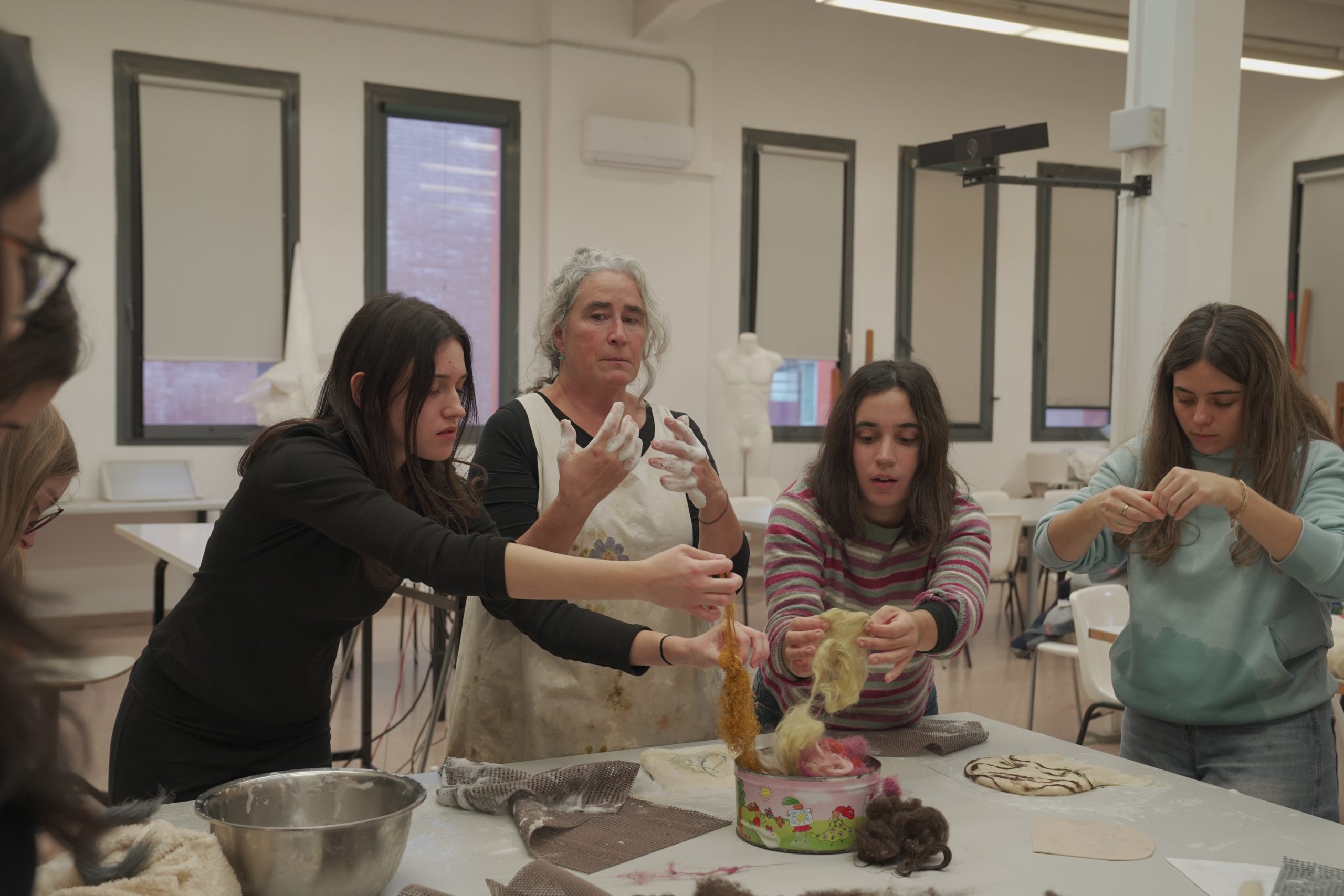 ESDI: “Entreteixits: Sabers de la llana”